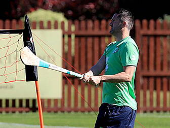 WATCH: Robbie Keane admits he&...